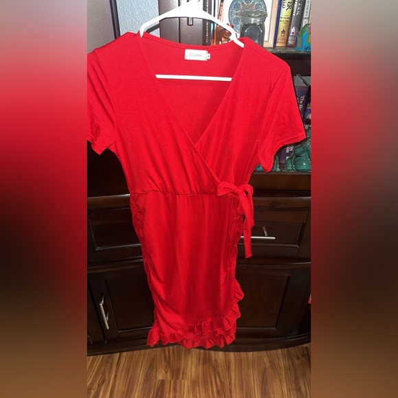 Chic Red Maternity Wrap Dress - Picture 2 of 3